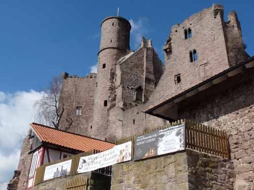 Burg-Hanstein-130401-235