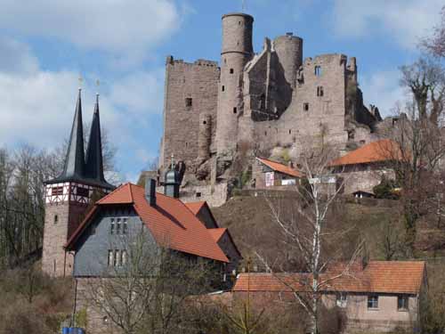 Burg-Hanstein-130401-260