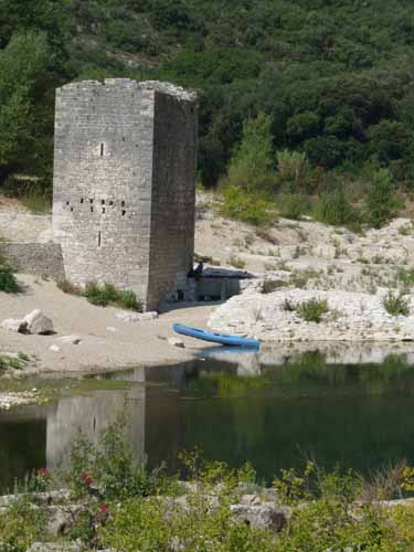 Cevennen_120906_110_Gard_Ceze_Nimes