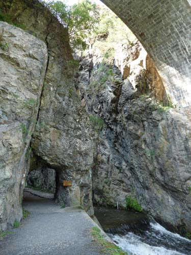 Gorges-de-la-Caranca-004