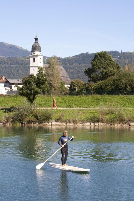 SUP auf dem Fluss