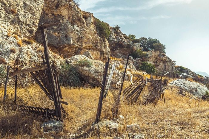 Alter Zaun zum recyceln