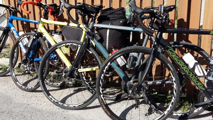 Gravelbikes mit Gepäck