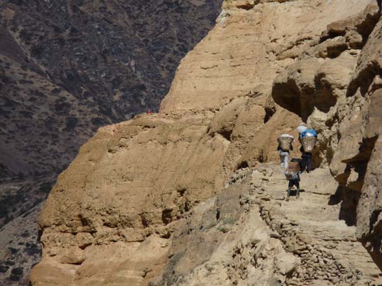 111107_Nepal_Mustang_0401_Chele_Geling