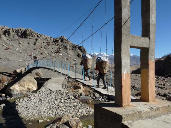 111108_Nepal_Mustang_0676_Geling_Tsarang