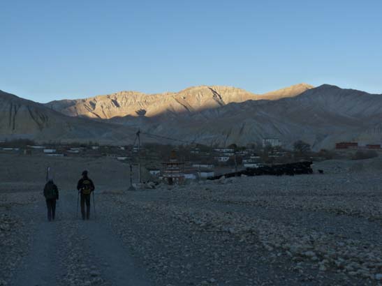 111108_Nepal_Mustang_0731_Geling_Tsarang