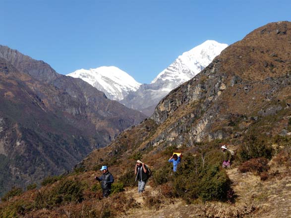 Thame-Kongde-Trek-0516