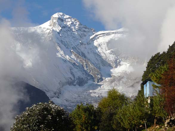 Thame-Kongde-Trek-0636