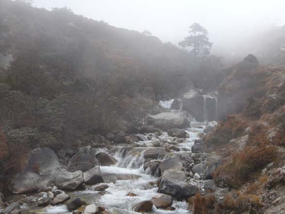 Thame-Kongde-Trek-0745