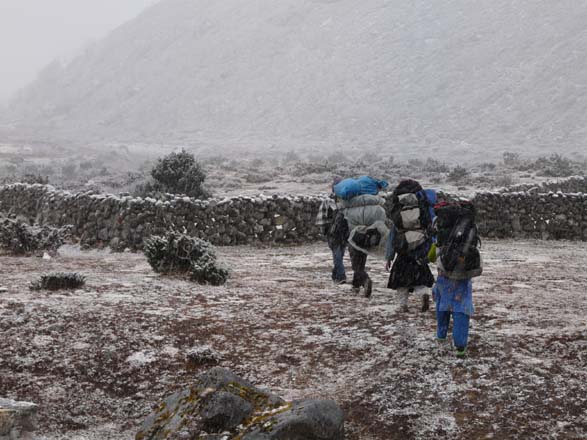 Thame-Kongde-Trek-0897