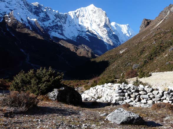 Thame-Kongde-Trek-0911