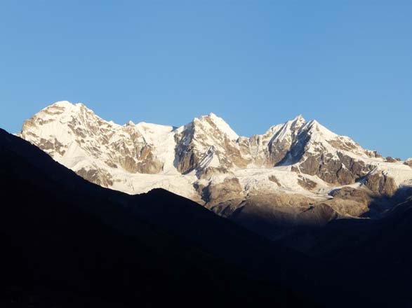 Thame-Kongde-Trek-1225