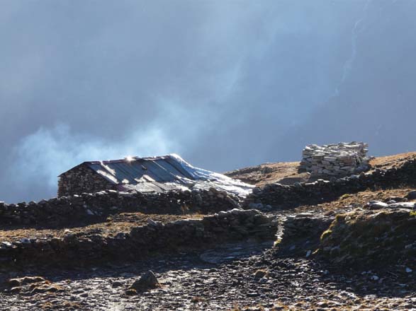 Thame-Kongde-Trek-1240