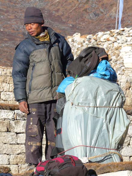 Thame-Kongde-Trek-1438