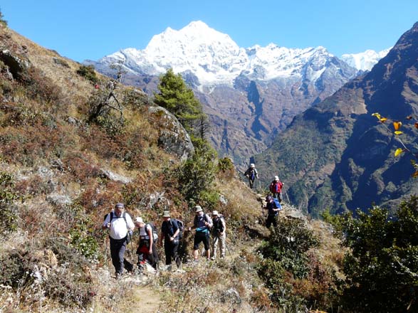 Thame-Kongde-Trek-1600