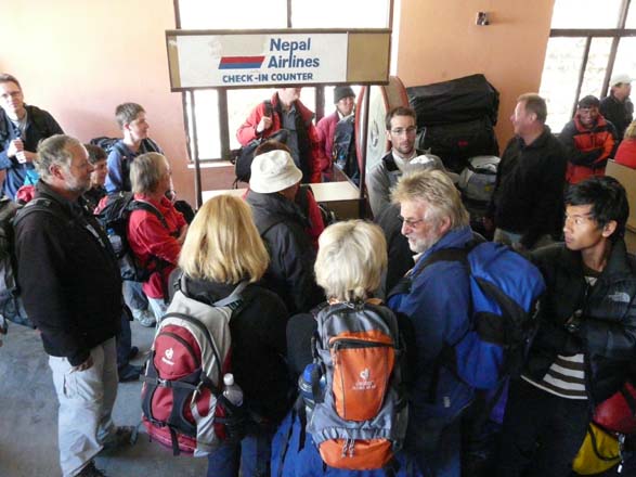 Thame-Kongde-Trek-1702