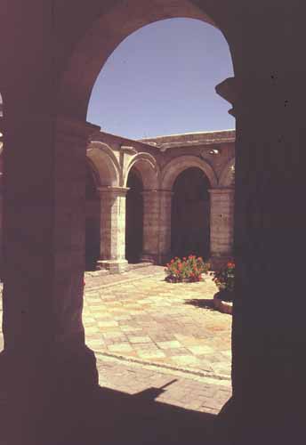 peru-arequipa-2001-02-004