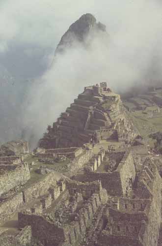 peru-machupicchu-2001-02-006