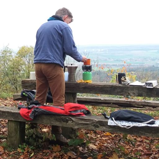 Kaffee kochen auf der Wanderung