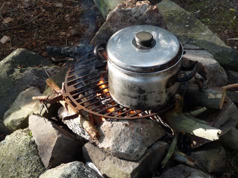 Kochen auf dem offenen Feuer
