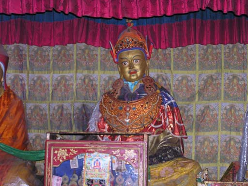 Tibet, Statue