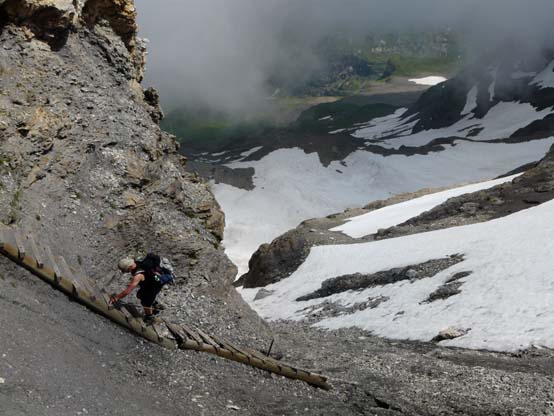 Baerentrek-314-Gspaltenhornhuette-Oeschinensee