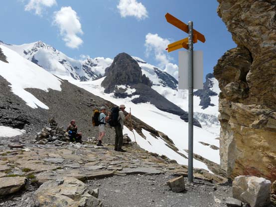 Baerentrek-321-Gspaltenhornhuette-Oeschinensee