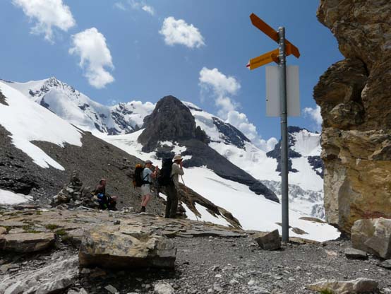Baerentrek-322-Gspaltenhornhuette-Oeschinensee