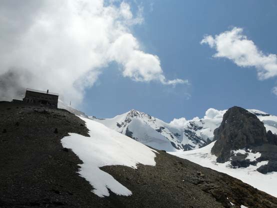 Baerentrek-328-Gspaltenhornhuette-Oeschinensee