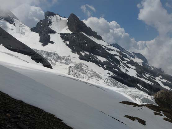 Baerentrek-333-Gspaltenhornhuette-Oeschinensee