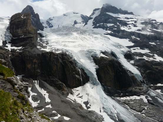 Baerentrek-344-Gspaltenhornhuette-Oeschinensee