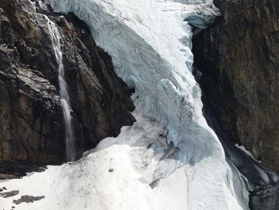 Baerentrek-347-Gspaltenhornhuette-Oeschinensee