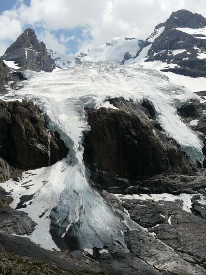 Baerentrek-349-Gspaltenhornhuette-Oeschinensee