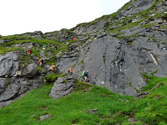 Baerentrek-361-Gspaltenhornhuette-Oeschinensee