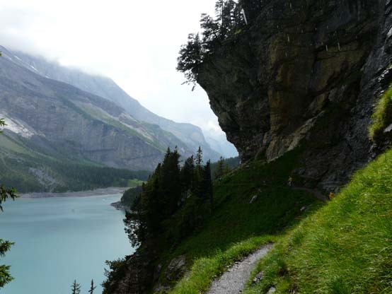 Baerentrek-374-Gspaltenhornhuette-Oeschinensee