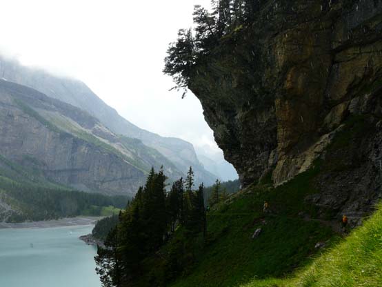 Baerentrek-375-Gspaltenhornhuette-Oeschinensee