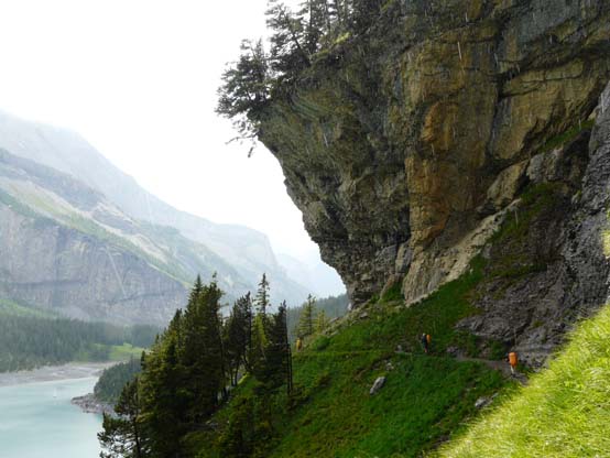 Baerentrek-376-Gspaltenhornhuette-Oeschinensee