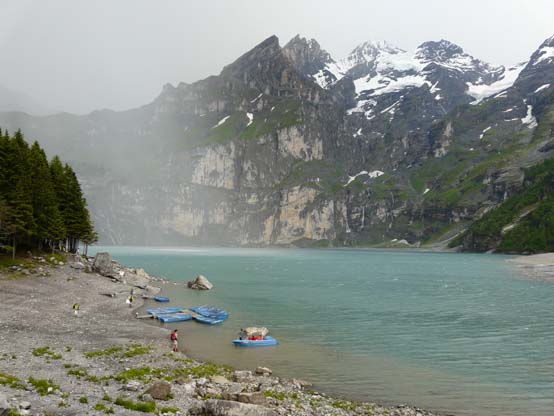 Baerentrek-389-Gspaltenhornhuette-Oeschinensee