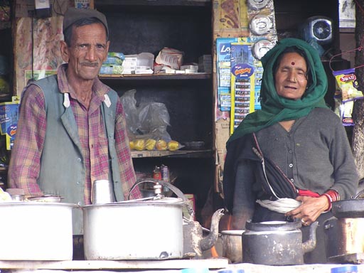 Laden bei Tungnat, Garhwal Himal, Indien