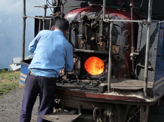 4-Darjeeling-Kangchenjunga-0911