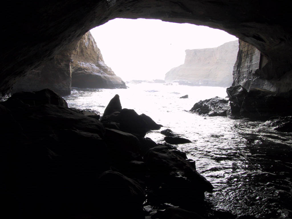 DieterMerte_Halbinsel Paracas Ausblick aus Höhle